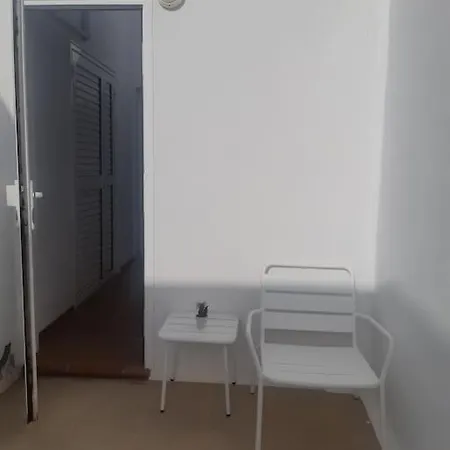 Desconecta En La Isla Mítica Arrecife (Lanzarote)